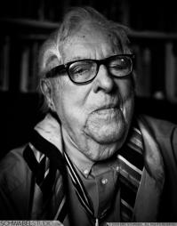 Великий Писатель работал буквально до последних минут своей жизни... Рэй Брэдбери - Вы лучший!