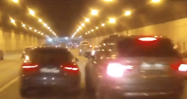 Вы сами написали "в одинаковых условиях". В жизни - кто первый встал, того и тапки. Этого фото будет достаточно водителю ауди чтобы привлечь водилу BMW.