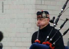 Шотландский оркестр волынщиков 