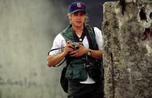 Мой ТОП-3:

Темная сторона солнца
Там, где течет река
Шпионские игры