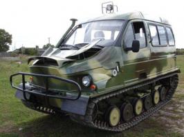 А еще есть ГАЗ Бобр. Плавает)