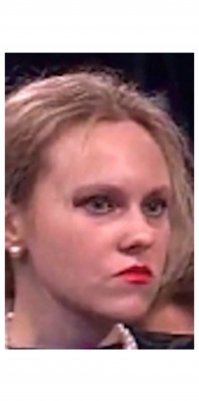 Интеллект отпечатался на лице индивидуума подошвой