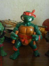 а вот эти у меня со школы остались. выменивал, собирал их по кусочкам! 28 лет мне, до сих пор от них тащусь!)))