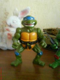 а вот эти у меня со школы остались. выменивал, собирал их по кусочкам! 28 лет мне, до сих пор от них тащусь!)))