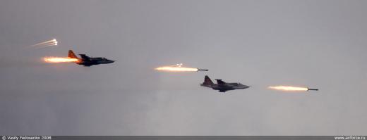 Потому что у нас ненавязчиво ))))
ГРАЧИ ПРИЛЕТЕЛИ!