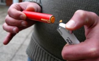 Кстати, все кто говорит что гранаты РПГ-5 нет, вот фотодоказательство ее существования с места преступления, удивляюсь как парубий вообще выжил!?