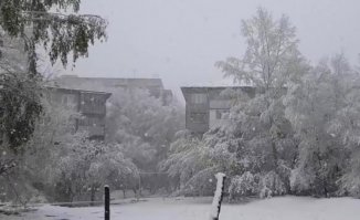 опа! смотрю, а пейзаж то знакомый! и точно, это же у нас в прошлом году было :)