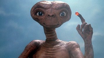 Таинственные метки на почтовых ящиках многоквартирных домов 