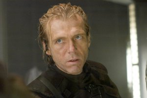 Портман, нах ты чужую фотку поставил?  короче ты спалился))