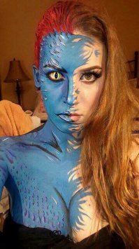 Бодиарт прикольный)))