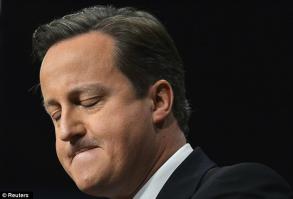 Страна туманов и дождей зимы страшится лютой
Британская «империя» зашаталась. Курс фунта стерлингов пошёл вниз — из-за социологического опроса, согласно которому Шотландия скорее отколется от Соединённого Королевства, нежели в нём останется. А тут ещё выяснилось, что электроэнергетика Британии оказалась в плачевном состоянии: часть станций устарела, часть полностью изношена, остаток подходит к «пенсионному возрасту». Уже этой зимой Лондон начнёт закупать электричество за границей, но заграница не уверена, что у неё на Лондон хватит. Дошло до того, что премьер Кэмерон пустил слезу на публике, а эксперты посоветовали правительству прекратить ссориться с русскими и согласиться с планами Путина по Украине.
Полностью здесь: