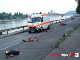ребята - все там будете))  и я вам желаю там скорее оказаться, тогда может мир станет лучше и чище. меньше дерьма на дороге - добрее мир вокруг