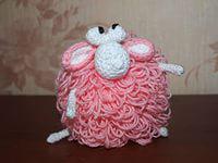 Дура в розовой кофточке