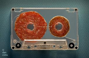 "Колбаса - колбасит"!