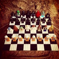 Нука на..., на три клетки вправо сдвиньте на...