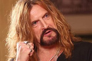  27 парней с невероятно длинными и красивыми волосами