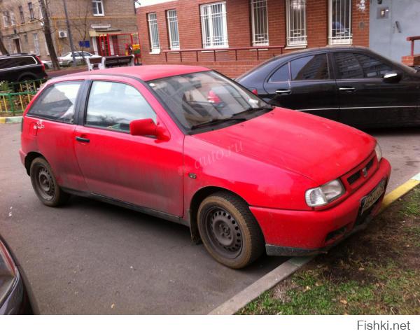 SEAT Ibiza 1993 года явно не 93 года на фото. Типа такой надо