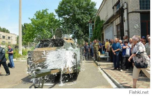 САЛО В КОНСЕРВНОЙ БАНКЕ! СЛАВСЯ УКРОП!

Сверхсекретное оружие укров, новая разработка. 
 Тут кто угодно испугается!!!