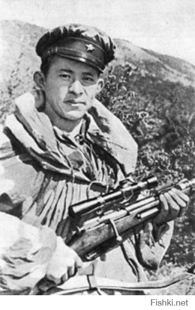 казах Филипп Рубахо - снайпер морской пехоты. герой Союза. родился Ростов/Россия в 1923г. умер от ран в Сочи в 1943г. уничтожил 346 врагов