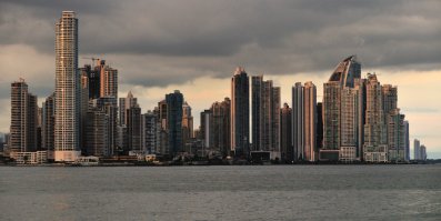 тоже нравятся такие башенные дома - тонкие и высокие - например, Панама