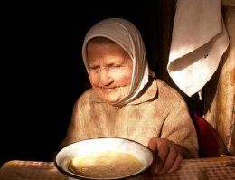 ну, у кого денег дохрена, тот и стареет красиво. За порогом бедности всё по-другому