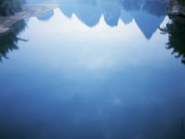 а, да, и этот чувак меня что-то в 2001 тоже бесил