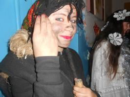 Кто-нибудь знает кто эта девушка?