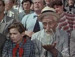 Сразу фильм вспомнился.
Хотя нашим и такой мяч не поможет