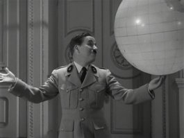 Кошки - это маленькие гитлеры, и они играют этим миром...