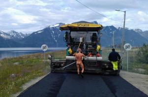 За бугром высокая культура строительства дорог