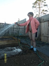 С хорошей соседкой и дача не в тягость