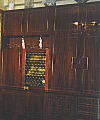 Потому,что из говна может получится только говно