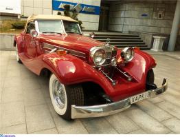 Ребят вот смотрите 1 фото и 2 фото это самопал а вот 3 фото именно настоящие  так как  бывал в музей в Германий освещенный  авто именно марки Mercsedec-Benz и там была марка  "Mercedes-Benz 500K" судите сами .