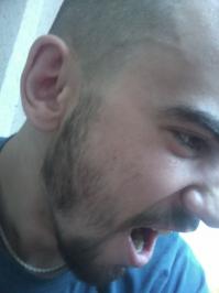 Зависть грёбаная, мужик у тебя о@#$ная борода мне бы такую, а то у меня пушок пока всего лишь *(