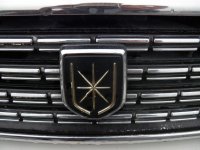 Кстати, у них до сих пор сохраняются индивидуальные значки для каждой модели.
Crown


Corolla


Kluger


Mark II


Presage
