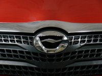 Кстати, у них до сих пор сохраняются индивидуальные значки для каждой модели.
Crown


Corolla


Kluger


Mark II


Presage