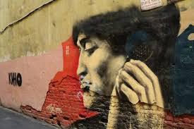 А я читал в новостях что "Балтэнерго", вроде бы, поручено закрасит графите! Так как оно не было согласованно с властями. Надеюсь что здравый смысл восторжествует!