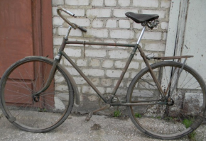 Я тут сегодня шел и увидел черный матовый. Адресок дать?