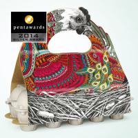 Чертово общество потребления - чтобы десяток яиц продать, надо пол Химкинского леса вырубить. Упаковка в первую очередь должна стремиться к экологичности и безотходности, а тут понты для элитных домохозяек.