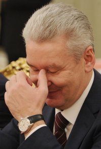 "а большую часть денег тратим на обустройство города" - вот реально поржал