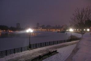 Мороз -14, вечер пятницы. Перед мостом через Кальмиус.