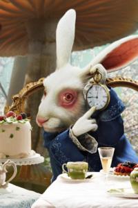 10 простых объяснений  таинственных историй