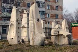 Настоящих буйных мало, вот и нету вожаков.