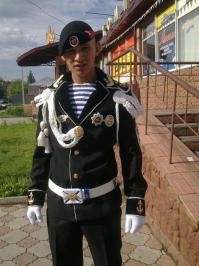 В отличии от других, Вильям реальный пилот вертолета, а его брат был несколько раз в Афганистане со своим подразделением.
А при виде ниже и выше приведенных подлые НАТОвцы если и помрут, то только со смеху, ведь на весь мир "вежливых" не напасешься.
Пы.Сы. автор сомневался насчет моряков - да их навалом.