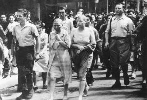 А после оккупации начали зло на бабах вымещать.