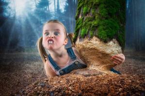 Отличная подборка, старшая всегда в образе, неповторима.
Моя любимая фотка из этой серии
