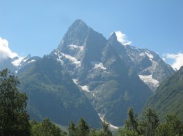 Домбай-Ульген