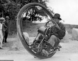 Не согласен. Вот разница в 200 лет