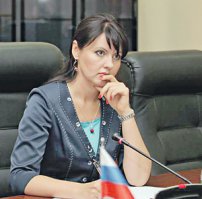 Нина Штански (Заместитель Председателя Правительства Приднестровской Молдавской Республики) получше будет да и с мозгами