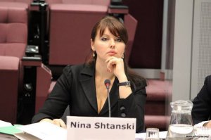 Нина Штански (Заместитель Председателя Правительства Приднестровской Молдавской Республики) получше будет да и с мозгами